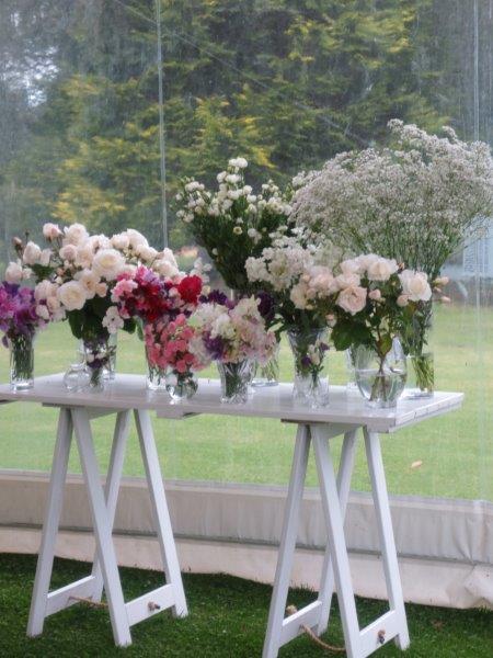 Wedding flower table